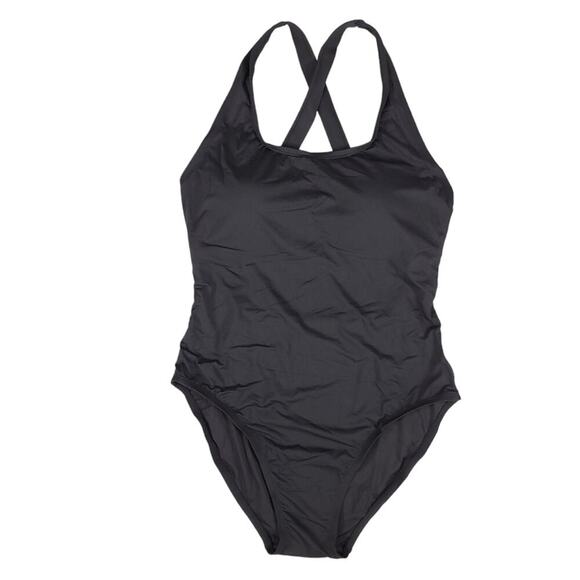 Andie The Tulum One Piece Swimsuit in Black - Picture 5 of 14